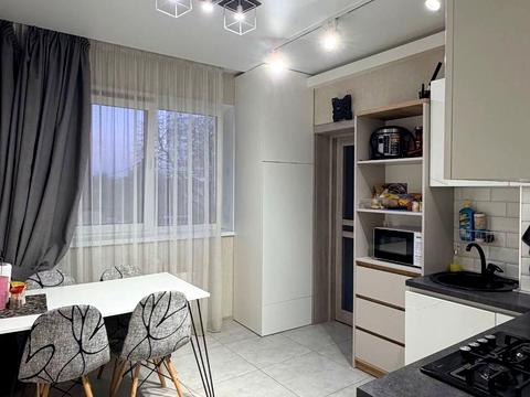 квартира за адресою Олексія Вадатурського вул. (Маршала Малиновського), 18