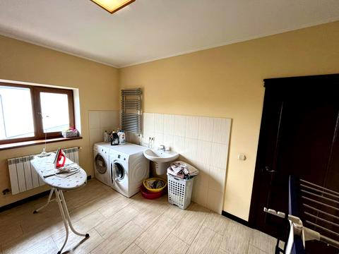 будинок за адресою Павла Апостола вул.