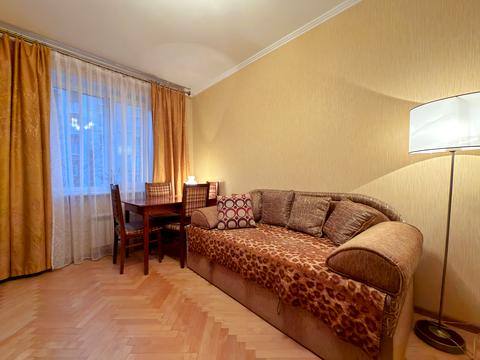 квартира за адресою Віктора Чукаріна вул., 8