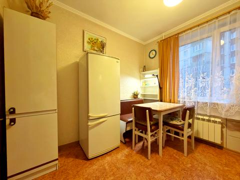 квартира за адресою Віктора Чукаріна вул., 8