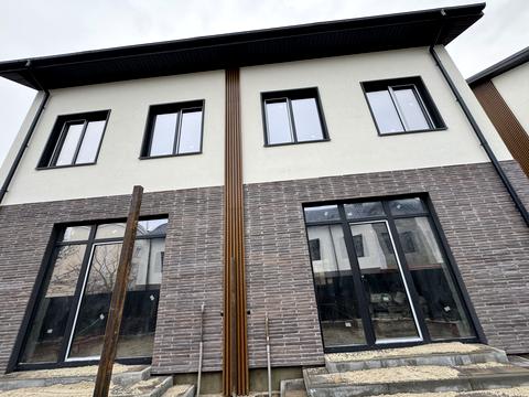 будинок за адресою Академіка Ромоданова вул. (Льва Толстого), 44