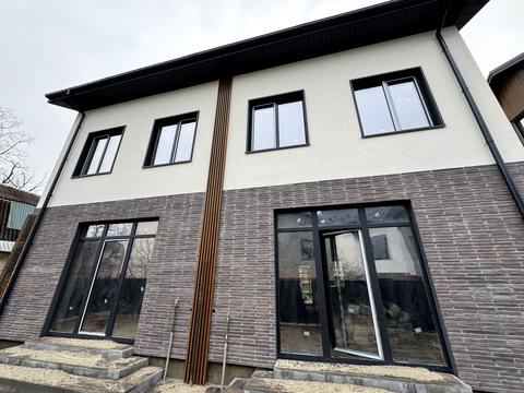 будинок за адресою Академіка Ромоданова вул. (Льва Толстого), 44