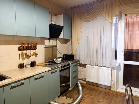 квартира за адресою Софії Русової вул., 25