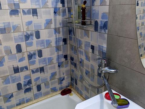 квартира за адресою Софії Русової вул., 25