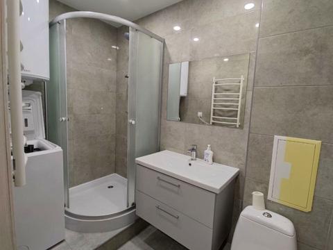 квартира за адресою Слави бульв., 7