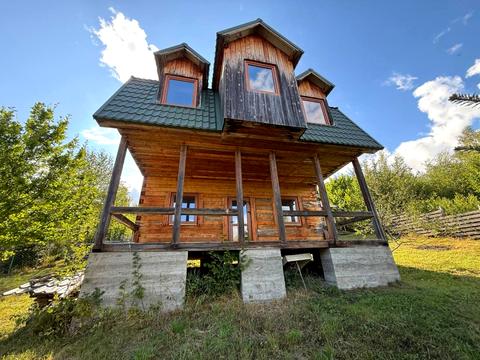 будинок за адресою Курортна, 9