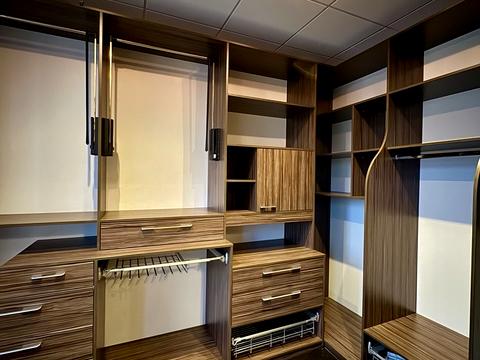 квартира за адресою Дмитра Яворницького просп. (Карла Маркса), 5