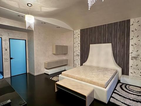 квартира за адресою Дмитра Яворницького просп. (Карла Маркса), 5