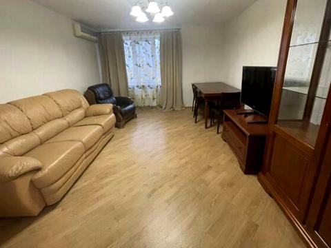 квартира за адресою Поля вул., 2