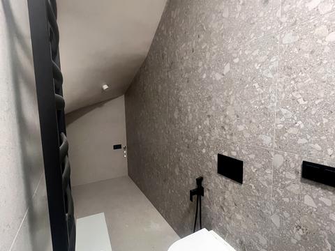 дом по адресу с. Петропавловская борщаговка, Полтавская ул.