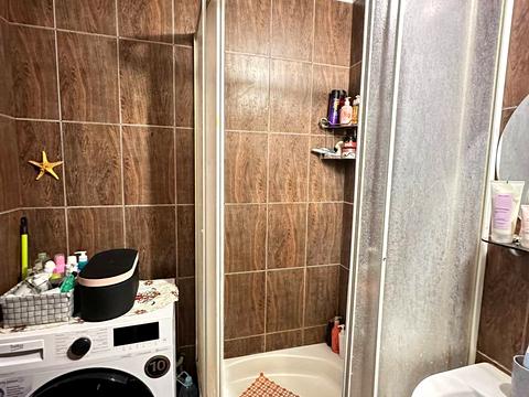 квартира за адресою Зенітного Полку вул., 83