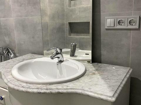 квартира по адресу Думанского ул., 27