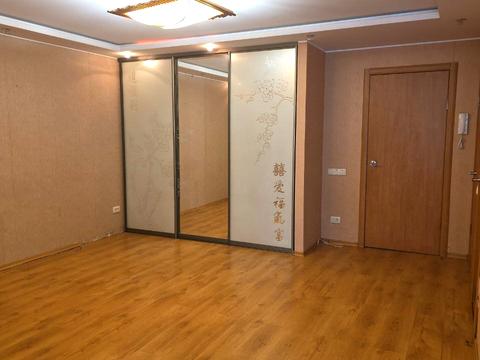 квартира за адресою Дніпро, Менахем-Мендл Шнеєрсона вул. (Мініна), 1