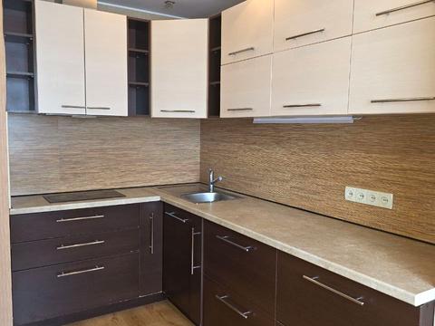 квартира за адресою Дніпро, Менахем-Мендл Шнеєрсона вул. (Мініна), 1