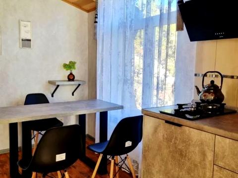 дом по адресу Бернардацци ул. (Красных Зорь), 23