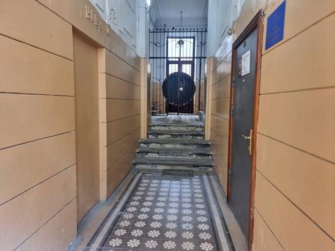 коммерческая по адресу Поповича ул., 2