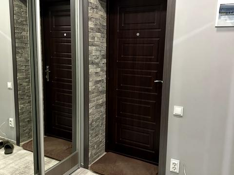 квартира за адресою Михайла Лушпи просп., 2/1