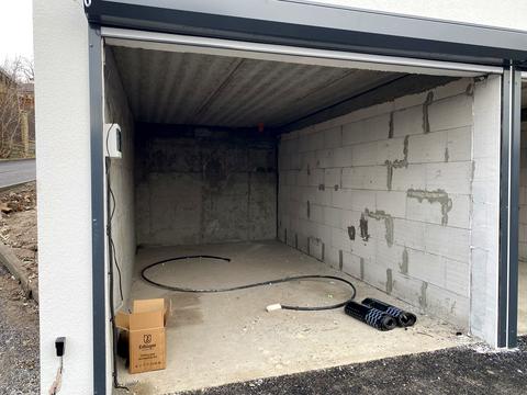 паркомісце за адресою Миколи Сингаївського вул. (Ново-Оскольська), 1/В