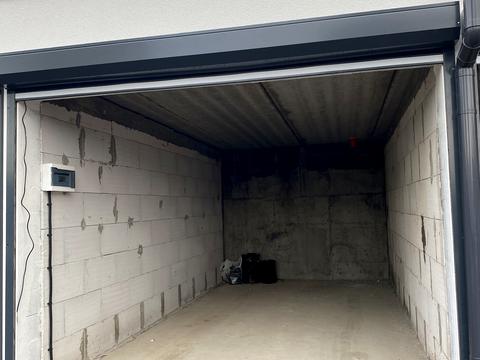 паркомісце за адресою Миколи Сингаївського вул. (Ново-Оскольська), 14в/1