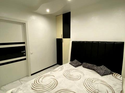 квартира за адресою Левка Лук'яненка вул. (Василя Жуковського), 16, 18, 20, 24