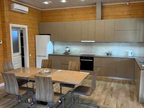 будинок за адресою Паркова