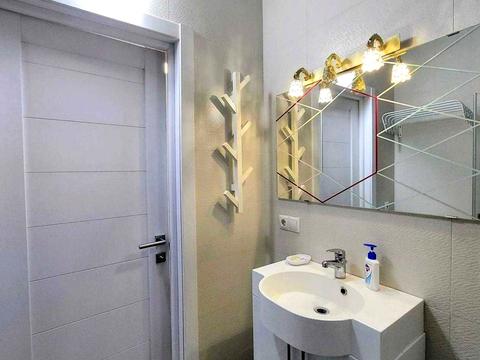 квартира за адресою Юнацька вул., 17