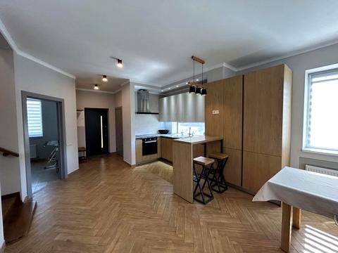 дом по адресу  ул.