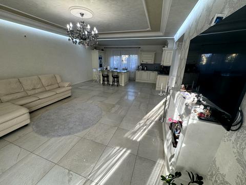 будинок за адресою смт. Бабаї, Космічна