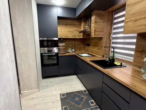 будинок за адресою Віктора Духовченка вул. (Цюрупи)