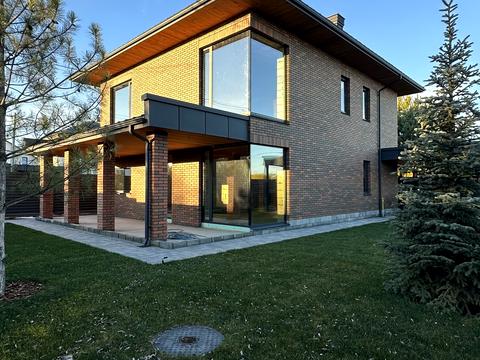 будинок за адресою Центральна вул.