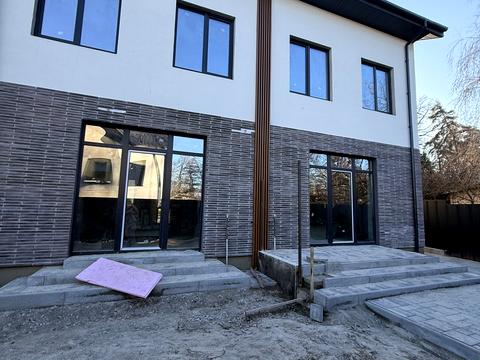 будинок за адресою Академіка Ромоданова вул. (Льва Толстого), 44