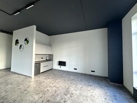 комерційна за адресою Ламана вул., 18