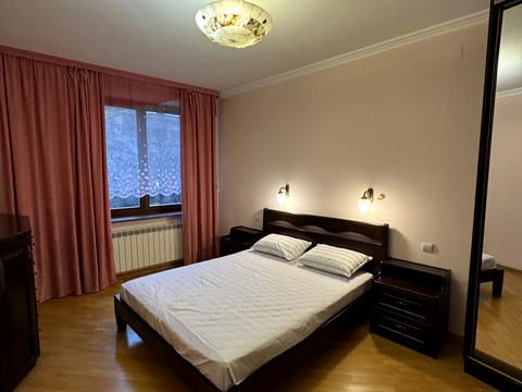 квартира за адресою Максима Рильського вул., 8