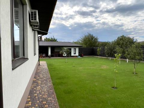 будинок за адресою Незалежності