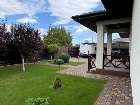 будинок за адресою Незалежності