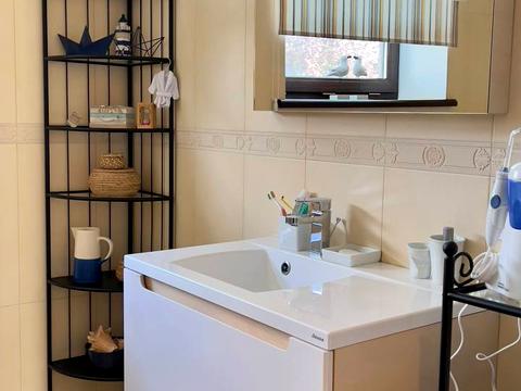 будинок за адресою Незалежності