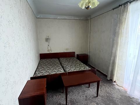 квартира за адресою Тролейбусна вул., 12