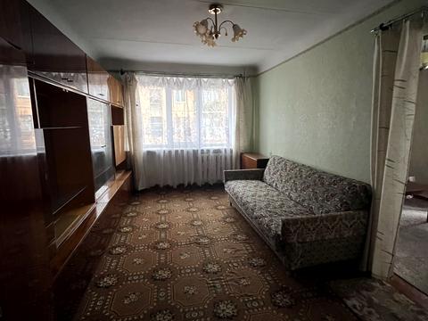 квартира за адресою Тролейбусна вул., 12