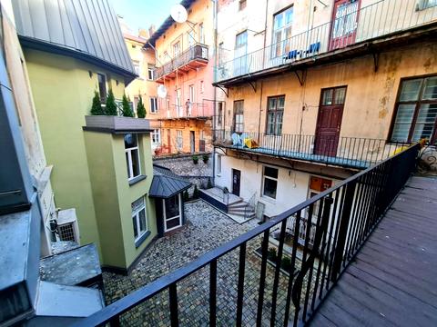 квартира по адресу Гетьмана Дорошенко ул. (Жовтневая), 50