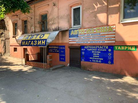 коммерческая по адресу Гончарівський бульв. (Конева), 8