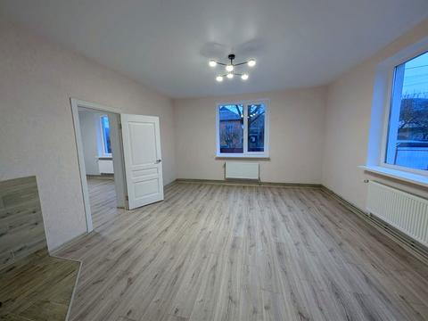 будинок за адресою Царинка