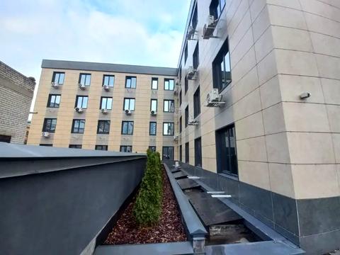 коммерческая по адресу Соборная пл. (Октябрьская), 14