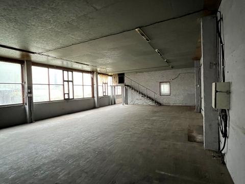 комерційна за адресою Журналістів вул., 11