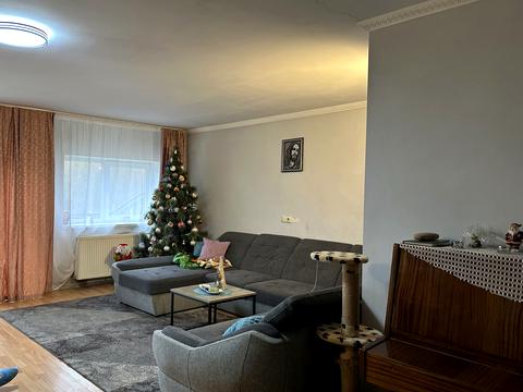 будинок за адресою Збройних Сил України вул. (Миру)