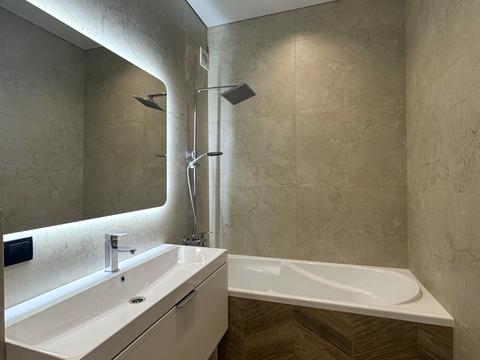 квартира за адресою Августина Волошина вул., 24