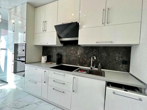 квартира за адресою с. Лиманка, Полковника Гуляєва просп. (Маршала Жукова), 111