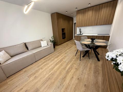 квартира за адресою Соборна вул., (Будинок 6)