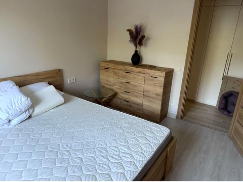 квартира за адресою Літературна вул. (Чехова), 27