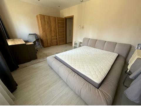 квартира за адресою Літературна вул. (Чехова), 27