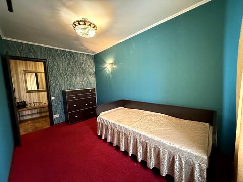 квартира за адресою Героїв просп., 9